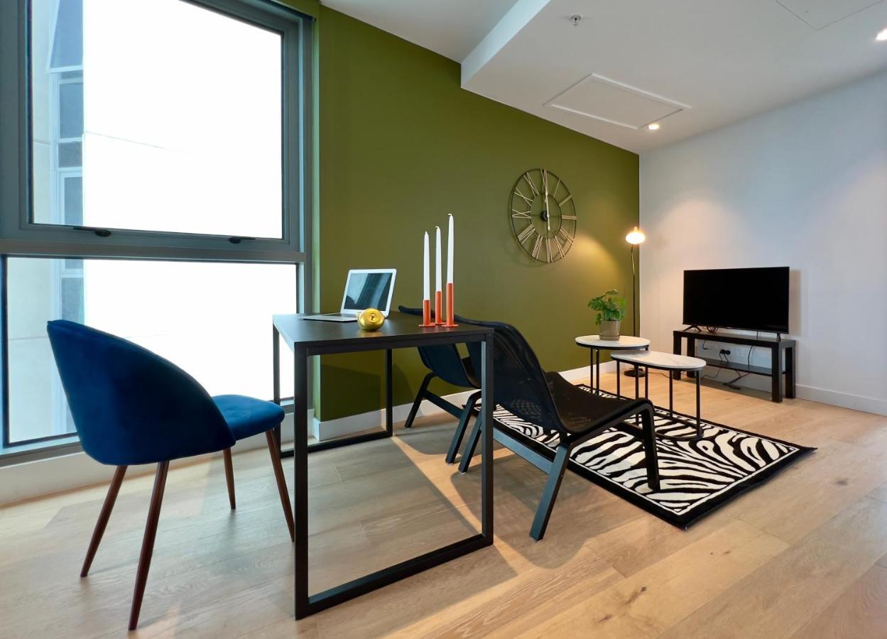 1 Brm, Sea View, Newly Renovated, Next To Crown Apartment Melbourne Exterior photo